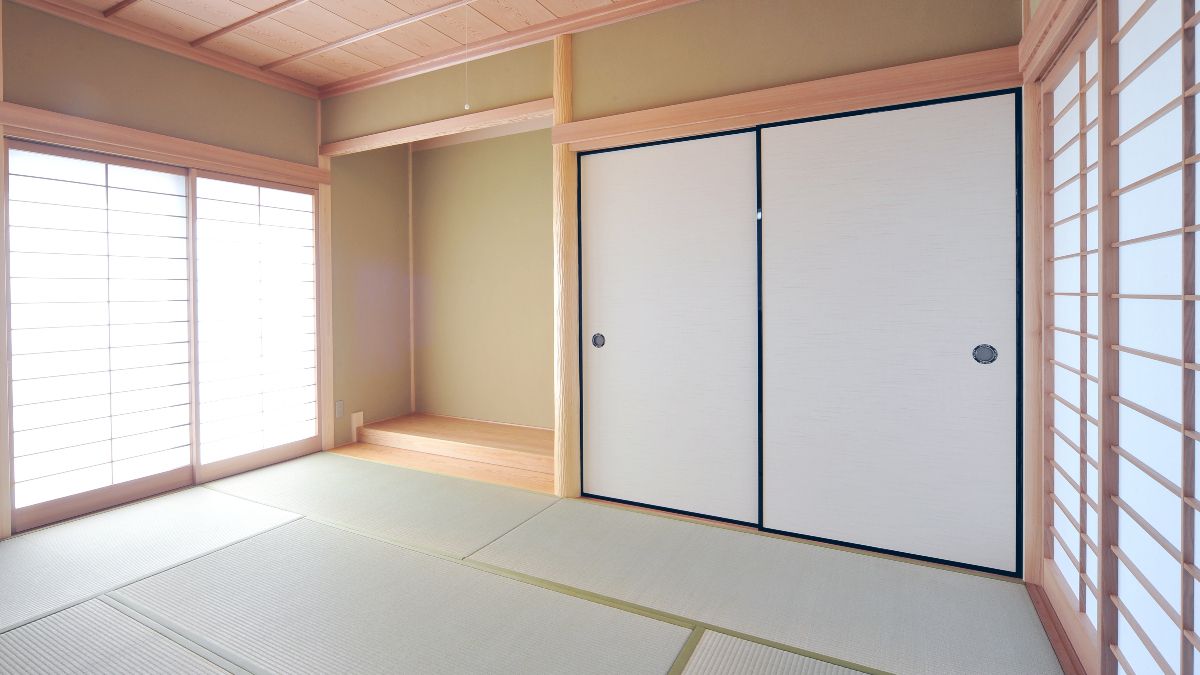 梅雨前や年末などにやっておきたい押入れのお掃除。手順や方法とあると