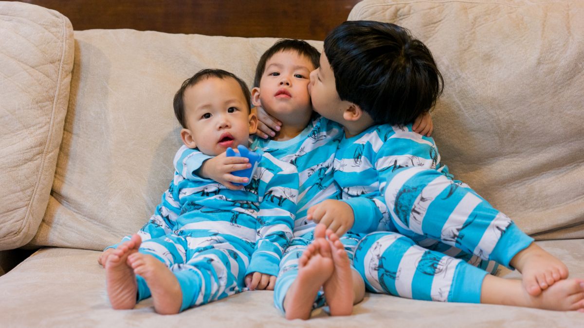 3人目は女の子でも男の子でもかわいい？ ママたちが感じた3人きょうだいの楽しさ｜子育て情報メディア「KIDSNA STYLE」