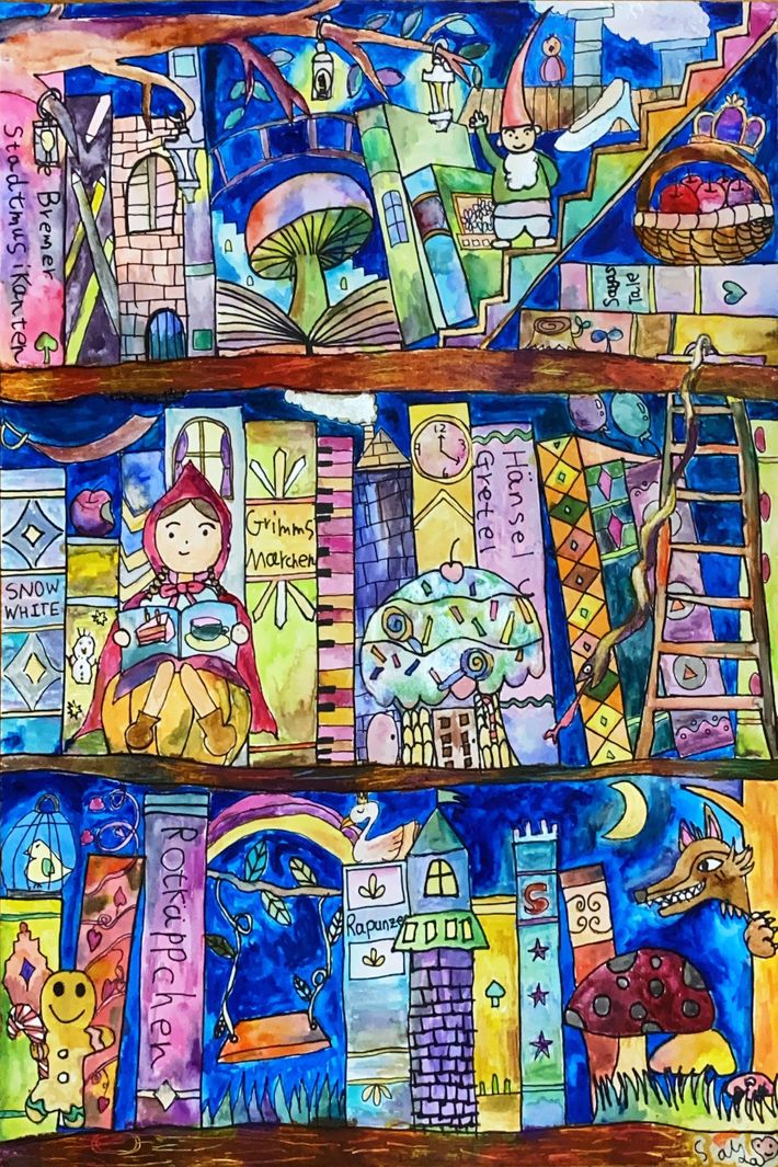 本棚をのぞいたら・・・ saya