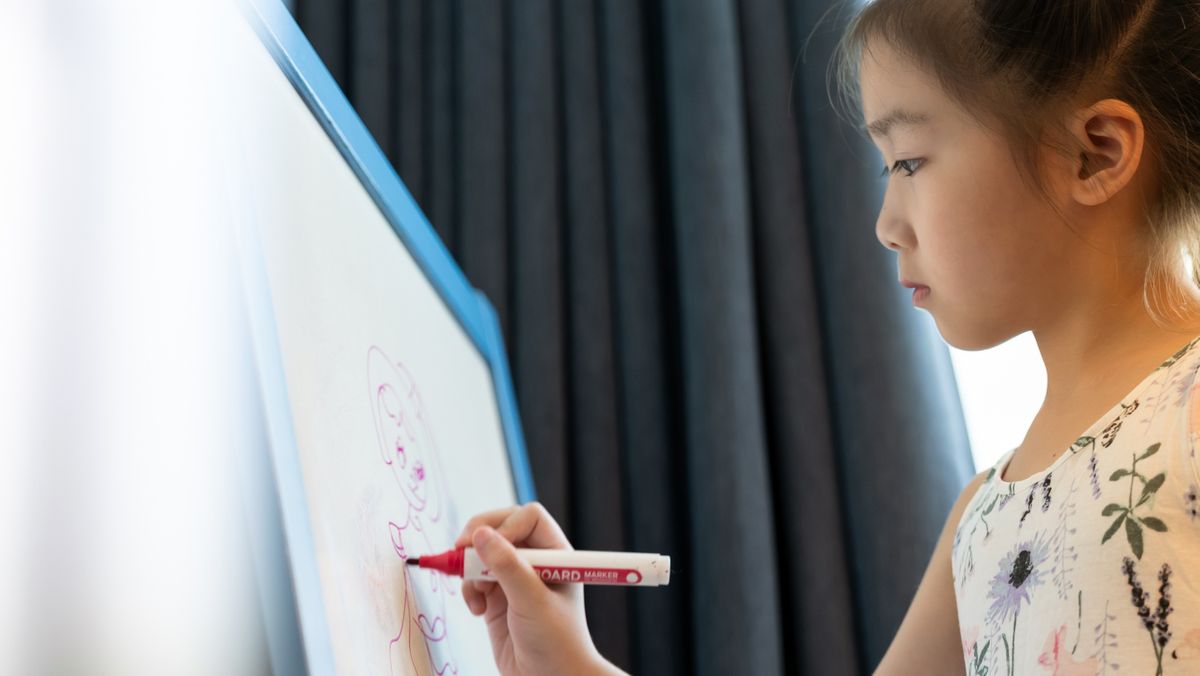 指先の器用さや表現力、思考力がアップ！子どもの知育に繋がるホワイト